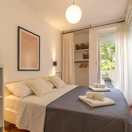 Pula City Accomodation شقة *